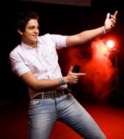 /album/luan-santana/luan-santana-m-20100326-jpg/